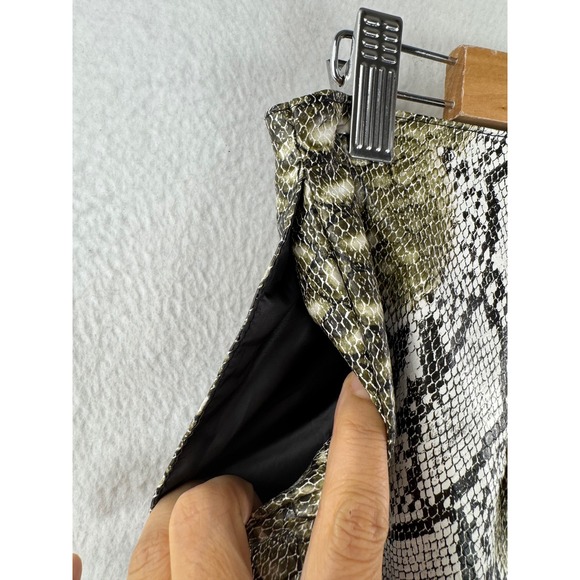 ASOS Design Snake Print High Waist Flare Bell Bottom Pants faux leather‎ sz 6 - Picture 3 of 8